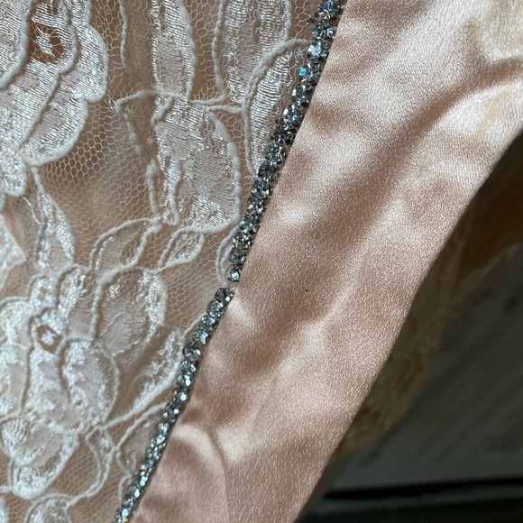 Vintage lace blazer by Patra - Picture 8 of 10